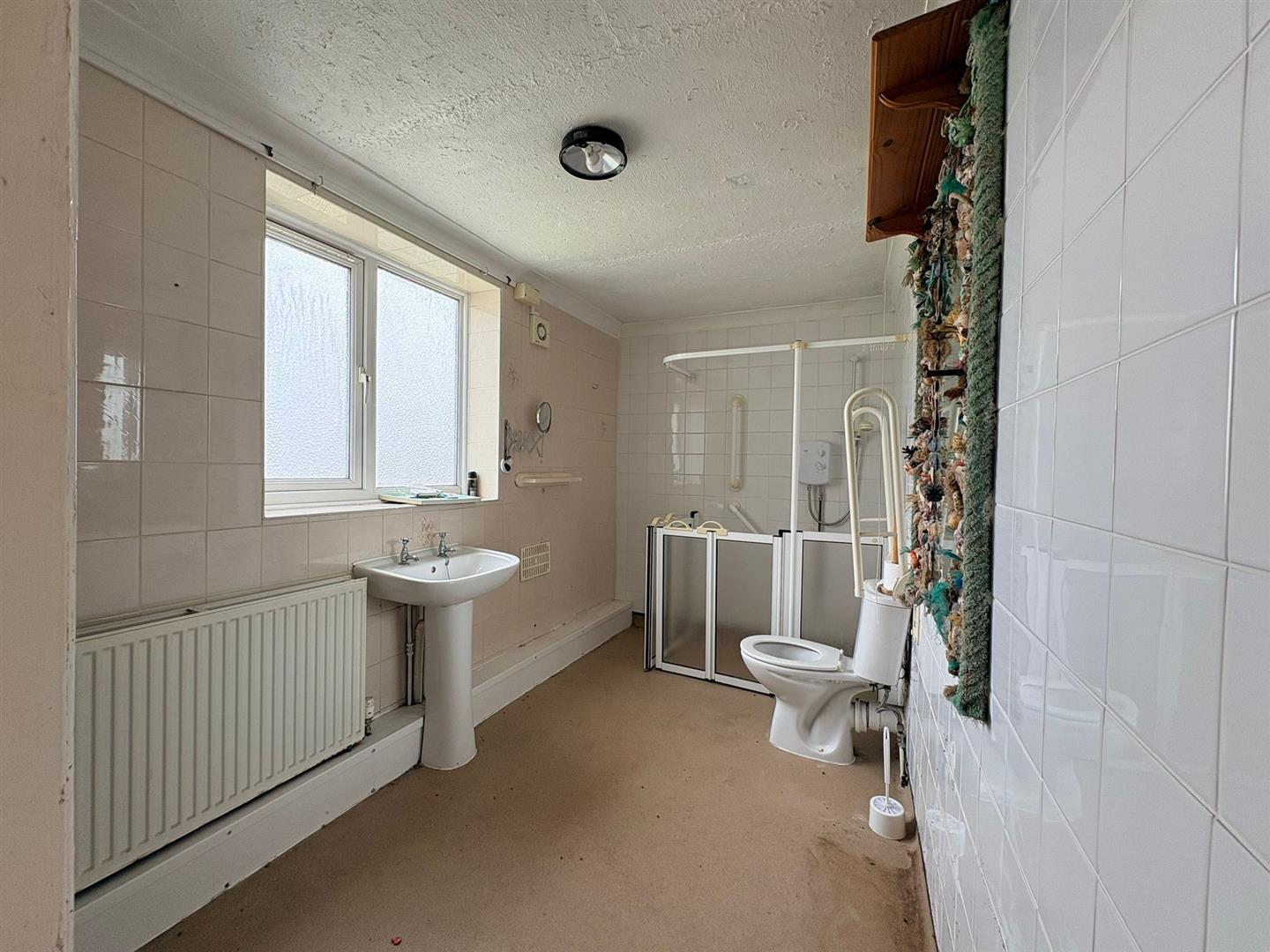 Lan Avenue, Morriston, Swansea, SA6 7AZ